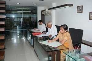 jaguar car hire in vadodara